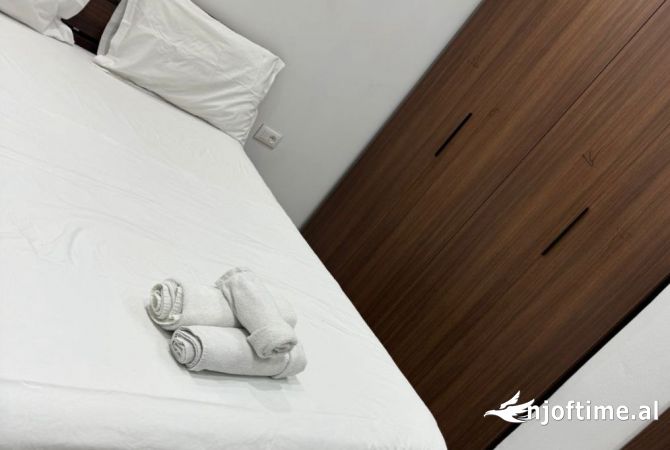 Shtepi me qera Apartament ne Tirane, 1+1, Mobilimi E mobiluar, Pagesa 45,000  Leke.