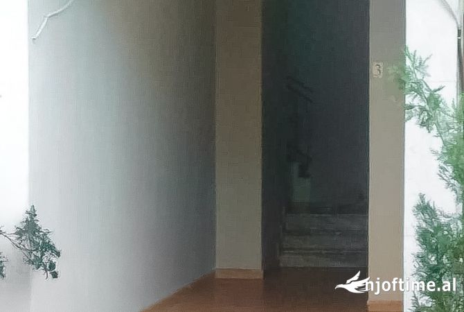 Shtepi ne shitje 2+1 ne Tirane - 11,500,000 Leke