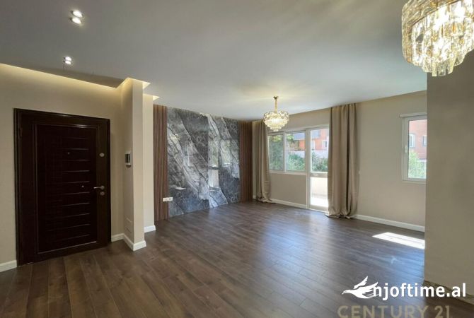 Shtepi ne shitje 2+1 ne Tirane - 210,000 Euro