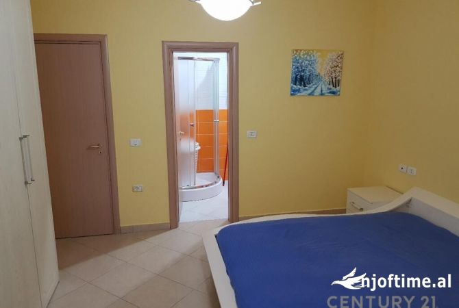 Shtepi me qera Apartament ne Tirane, 2+1, Mobilimi E mobiluar, Pagesa 700  Euro.