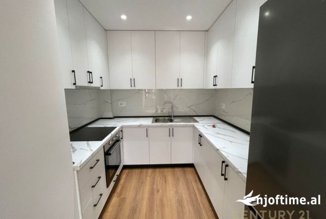 Shtepi me qera 1+1 ne Tirane - 420 Euro