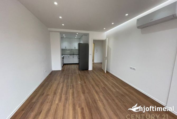 Shtepi me qera 1+1 ne Tirane - 420 Euro