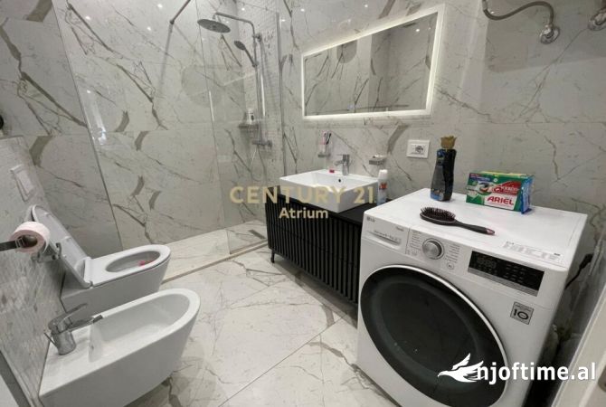 Shtepi me qera Apartament ne Tirane, 2+1, Mobilimi E mobiluar, Pagesa 700  Euro.