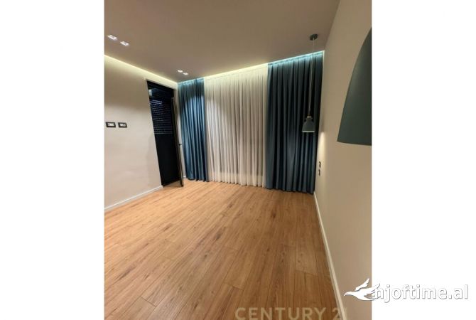 Shtepi ne shitje 1+1 ne Tirane - 200,000 Euro