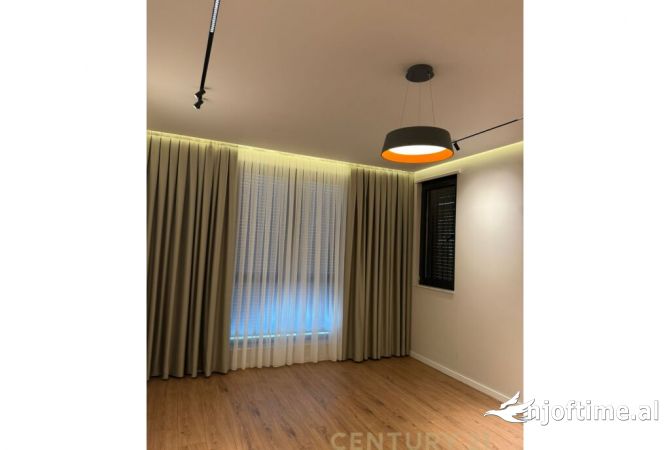 Shtepi ne shitje 1+1 ne Tirane - 200,000 Euro