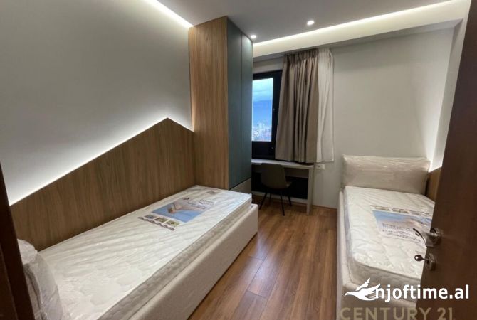 Shtepi me qera Apartament ne Tirane, 2+1, Mobilimi E mobiluar, Pagesa 830  Euro.