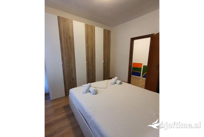 Shtepi me qera Apartament ne Tirane, 1+1, Mobilimi E mobiluar, Pagesa 650  Euro.