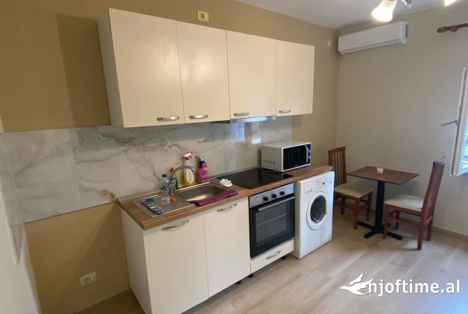 Shtepi me qera 1+1 ne Tirane - 430 Euro