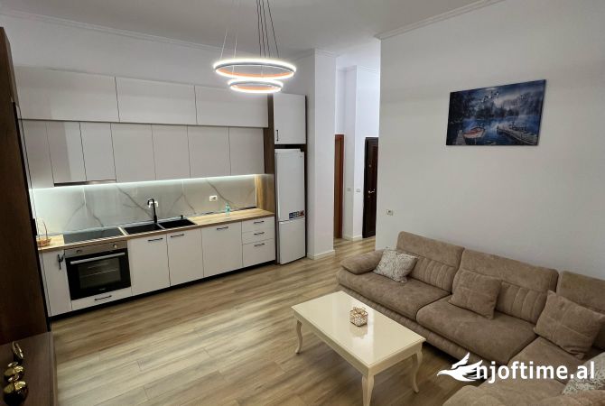 Shtepi ne shitje 2+1 ne Tirane - 145,000 Euro