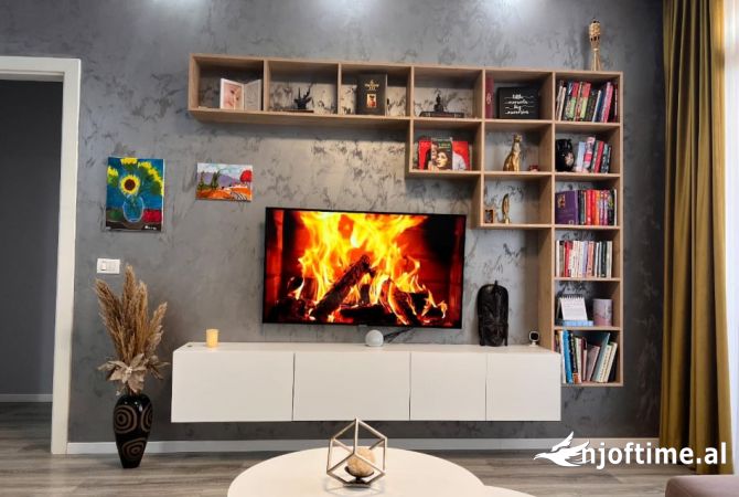 Shtepi me qera 2+1 ne Tirane - 760 Euro