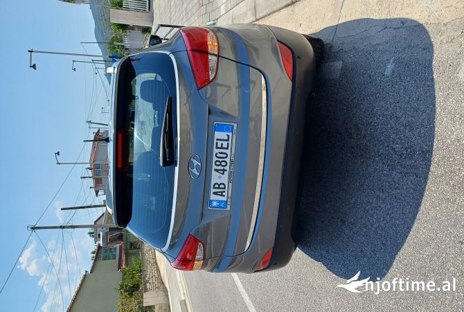 Auto in Vendita  a Berat - 7,500 Euro