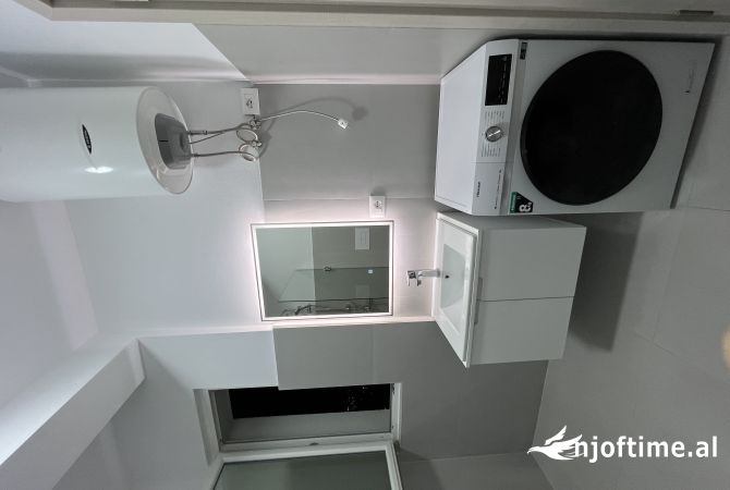 Shtepi me qera Apartament ne Tirane, 2+1, Mobilimi E mobiluar, Pagesa 700  Euro.