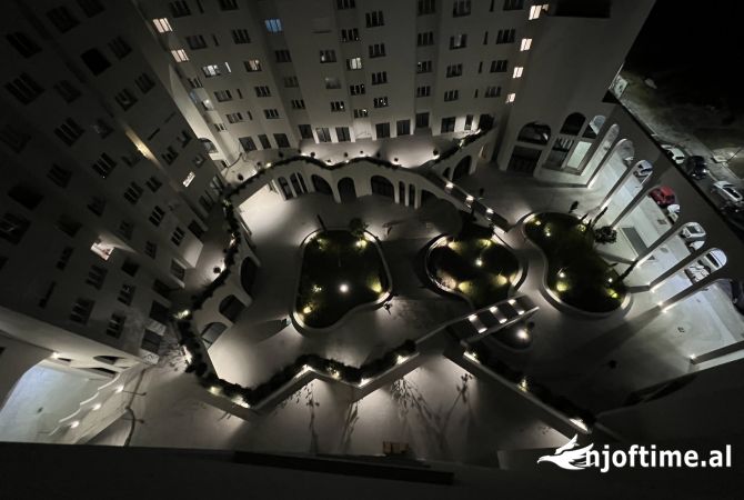 Shtepi me qera Apartament ne Tirane, 2+1, Mobilimi E mobiluar, Pagesa 700  Euro.