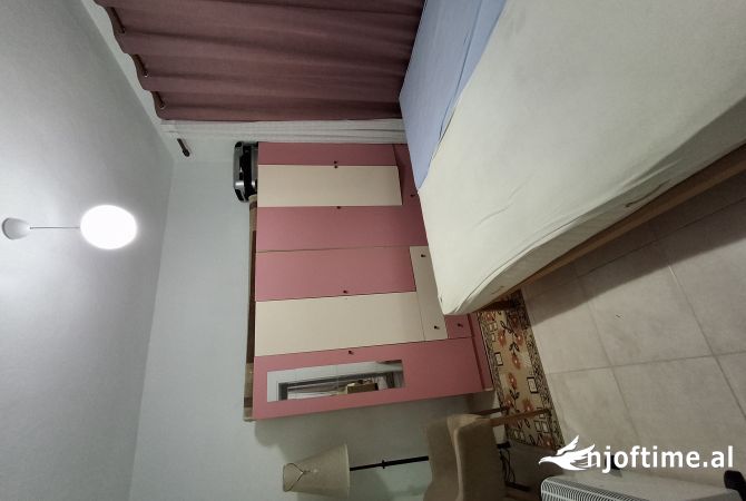 Shtepi me qera Apartament ne Tirane, 1+1, Mobilimi E mobiluar, Pagesa 26,000  Leke.