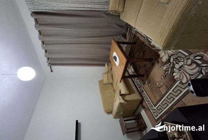 Shtepi me qera 1+1 ne Tirane - 26,000 Leke