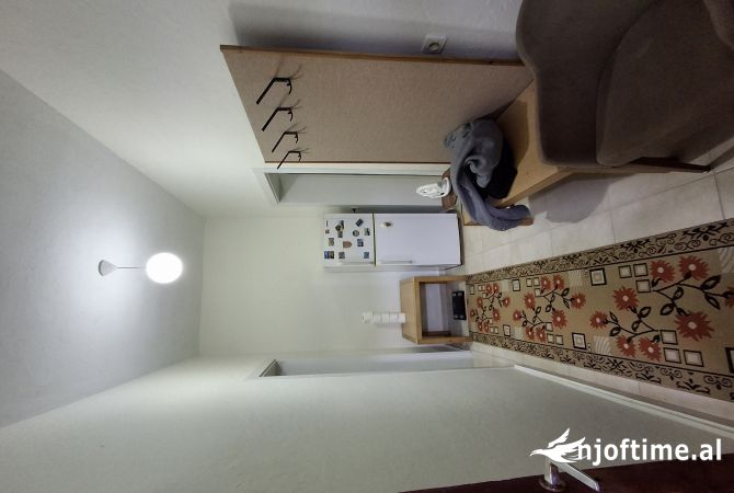 Shtepi me qera 1+1 ne Tirane - 26,000 Leke