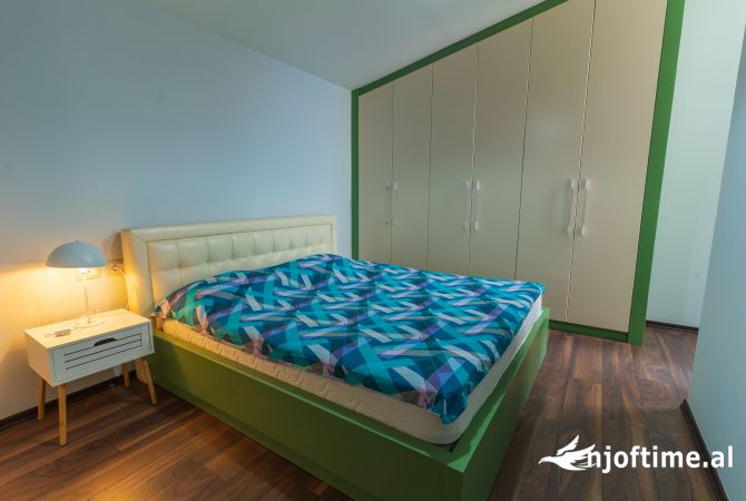 Shtepi me qera Apartament ne Tirane, 2+1, Mobilimi E mobiluar, Pagesa 650  Euro.