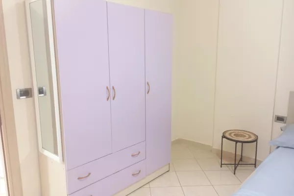 Shtepi me qera 1+1 ne Tirane - 36,000 Leke