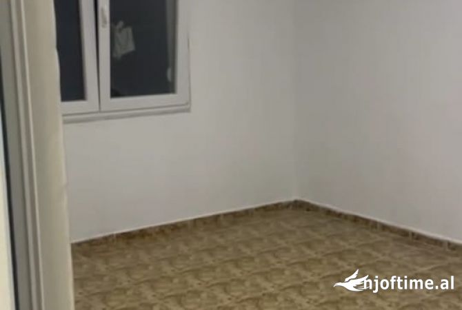 Shtepi ne shitje 1+1 ne Tirane - 6,300,000 Leke