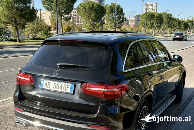 Auto in Vendita  a Tirana - 24,000 Euro