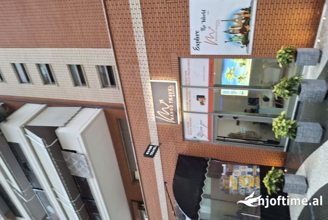 Shtepi me qera 2+1 ne Tirane - 1,250 Euro