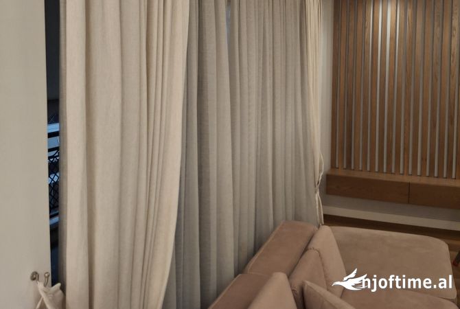 Shtepi me qera Apartament ne Tirane, 2+1, Mobilimi E mobiluar, Pagesa 1,250  Euro.