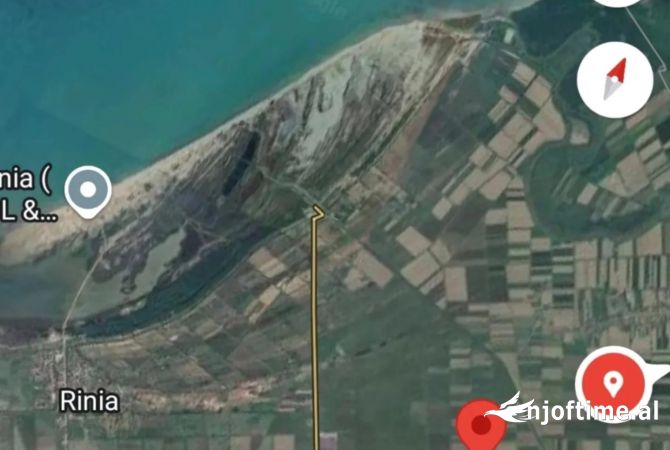 Truall ose Toke ne Durres - 216,000 Euro