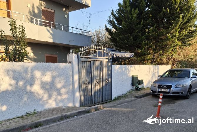 Shtepi me qera 2+1 ne Tirane - 550 Euro