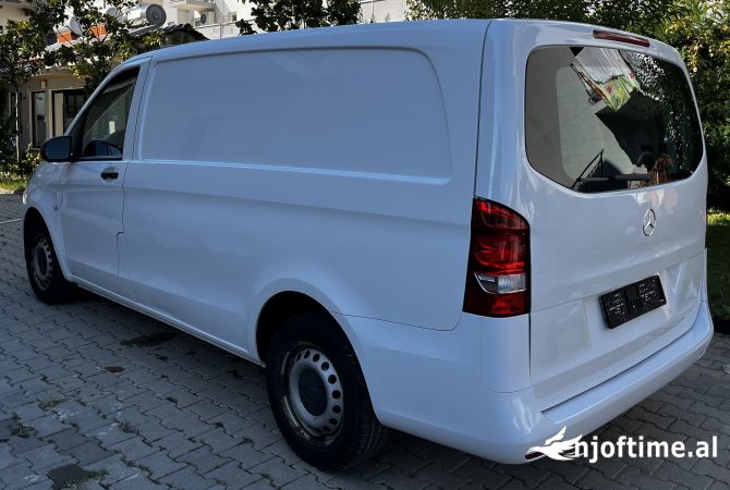 Makina ne shitje ne Lezhe - 12,800 Euro
