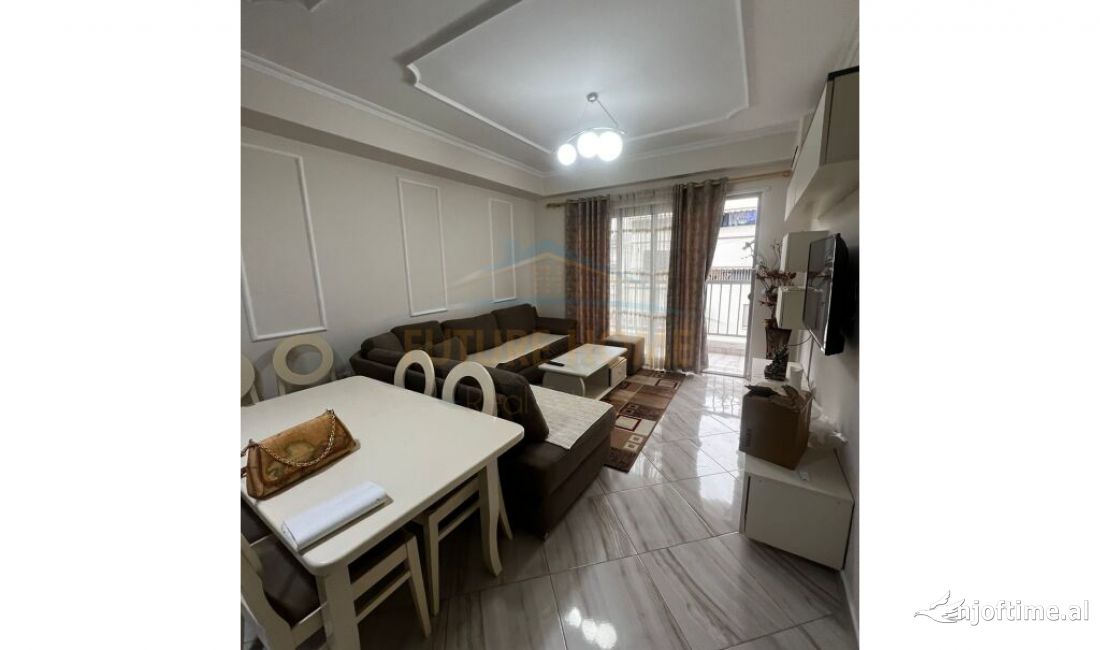 Shtepi me qera Apartament ne Tirane, 1+1, Mobilimi E mobiluar, Pagesa 600  Euro.