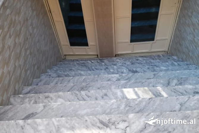 Ambient biznesi ne shitje 1+1 ne Tirane - 169,000 Euro