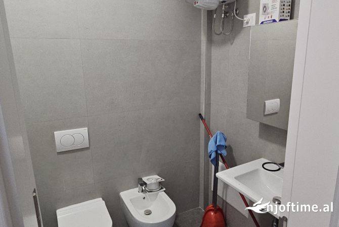 Shtepi me qera Apartament ne Tirane, 2+1, Mobilimi E mobiluar, Pagesa 450  Euro.