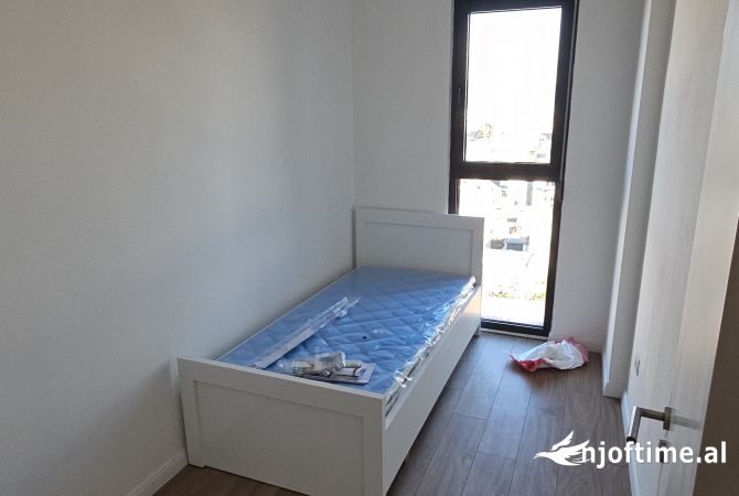 Shtepi me qera Apartament ne Tirane, 2+1, Mobilimi E mobiluar, Pagesa 450  Euro.