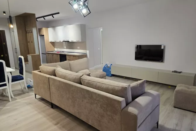 Shtepi me qera 2+1 ne Tirane - 500 Euro