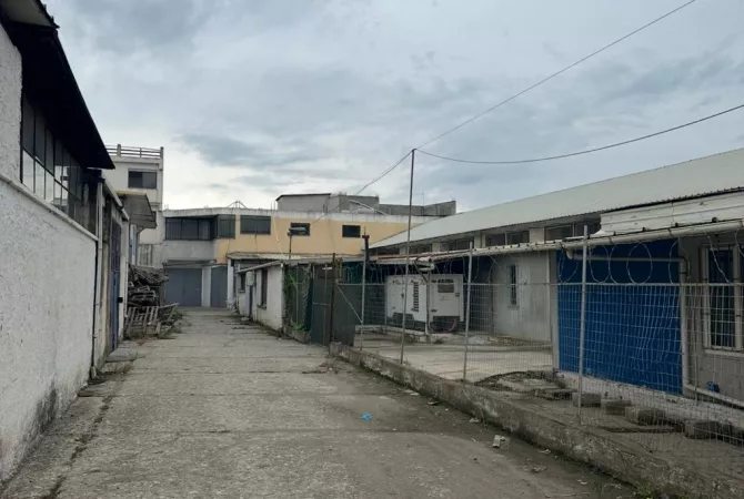 Business Property in Sale 4+1 in Durres - 78,000 Euro