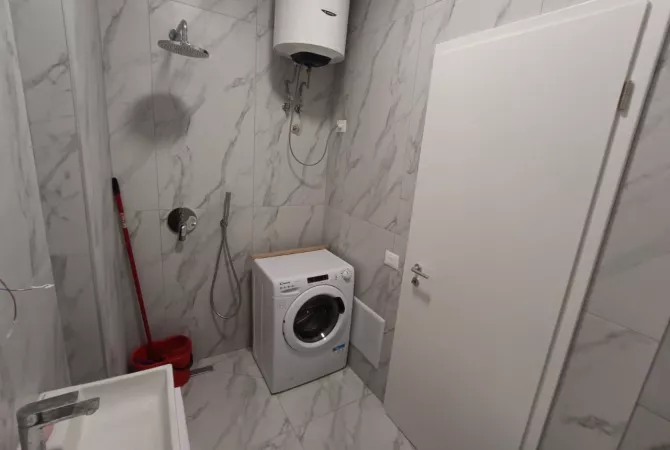 Shtepi me qera 1+1 ne Tirane - 450 Euro