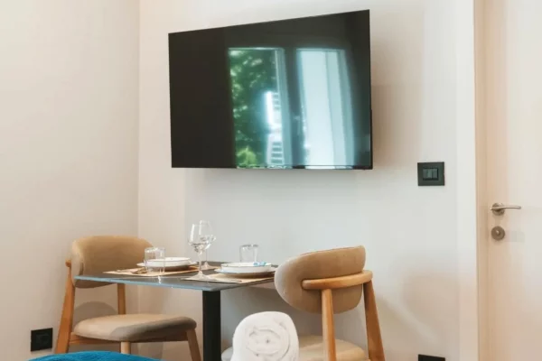 Shtepi me qera Garsoniere ne Tirane - 110,000 Leke