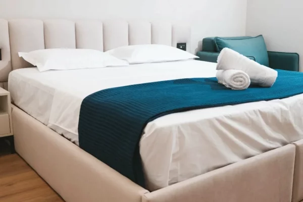 Shtepi me qera Garsoniere ne Tirane - 110,000 Leke