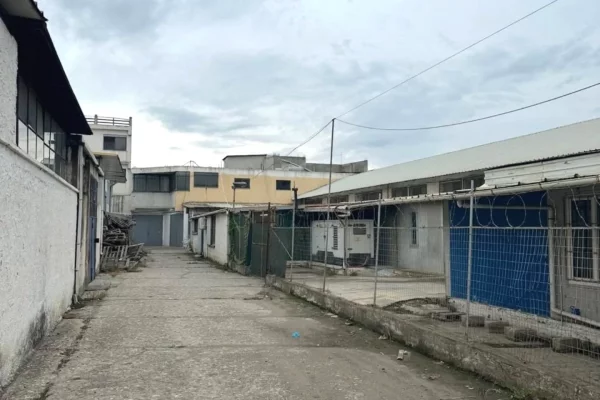 Ambient biznesi ne shitje 4+1 ne Durres - 80,000 Euro