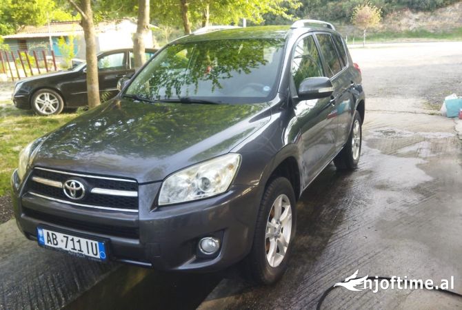 Makina ne shitje  ne Fier - 7,050 Euro