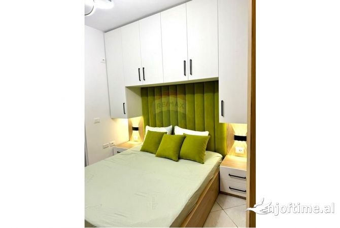 Shtepi me qera Garsoniere ne Tirane - 500 Euro