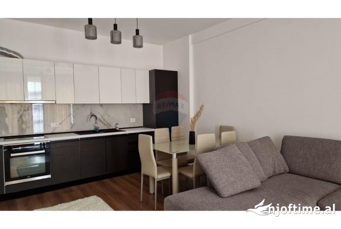 Shtepi me qera 1+1 ne Tirane - 550 Euro