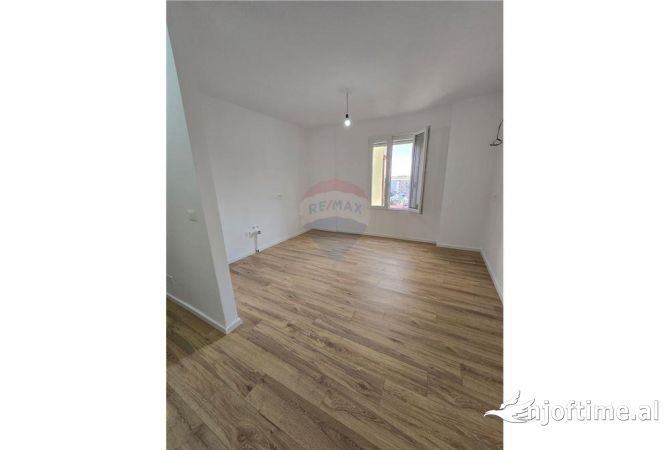 Shtepi ne shitje 2+1 ne Tirane - 132,000 Euro