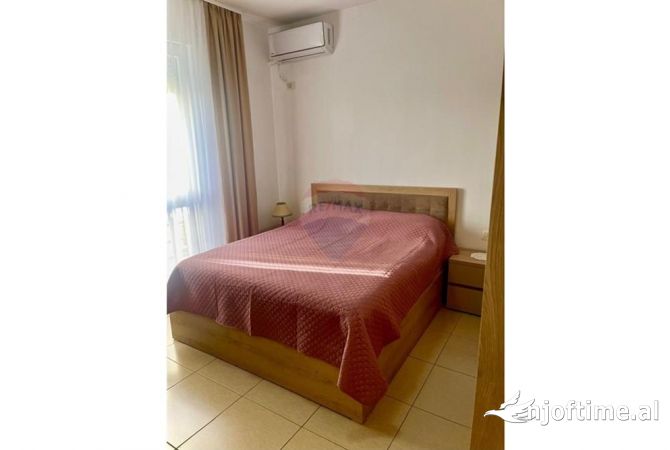 Shtepi me qera 1+1 ne Tirane - 550 Euro