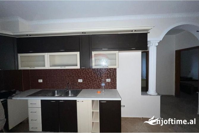 Shtepi me qera 3+1 ne Tirane - 500 Euro