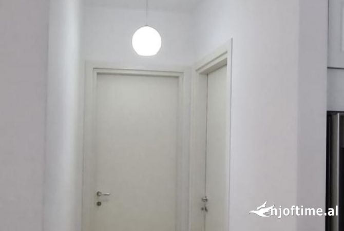 Shtepi me qera 2+1 ne Tirane - 550 Euro