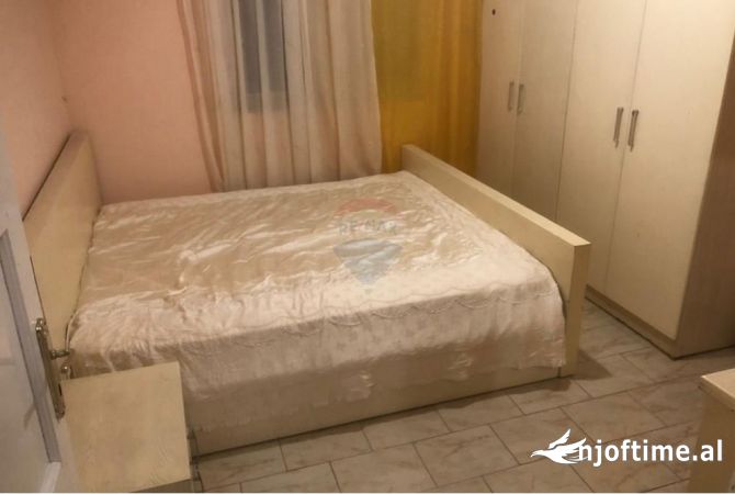 Shtepi me qera 2+1 ne Tirane - 40,000 Leke