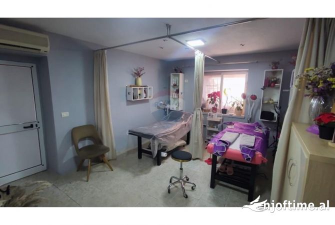 Ambient biznesi me qera 3+1 ne Tirane - 500 Euro