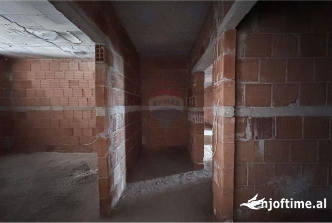 Shtepi ne shitje 2+1 ne Tirane - 93,400 Euro