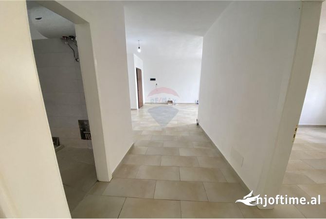 Shtepi ne shitje 2+1 ne Tirane - 184,000 Euro